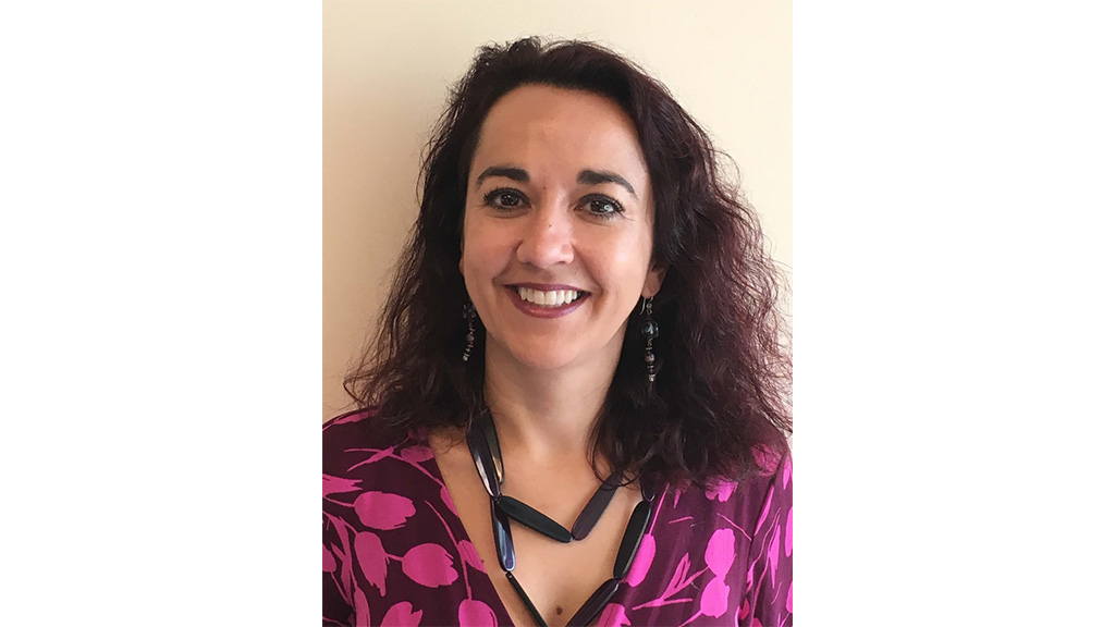 Dra. Verónica Martínez-Cerdeño